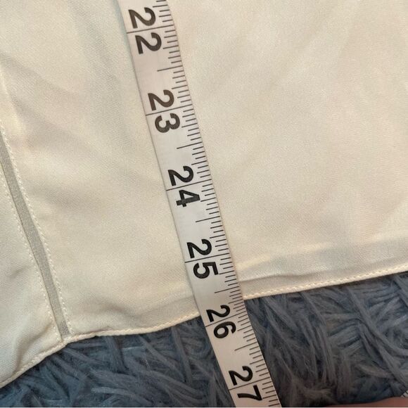 Vince White Cream Sleeveless Silk Blouse Size M - Picture 5 of 5